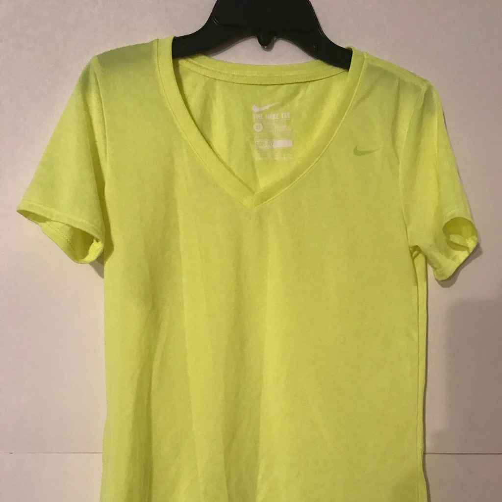 The Nike Tee Athletic Cut Dri-Fit